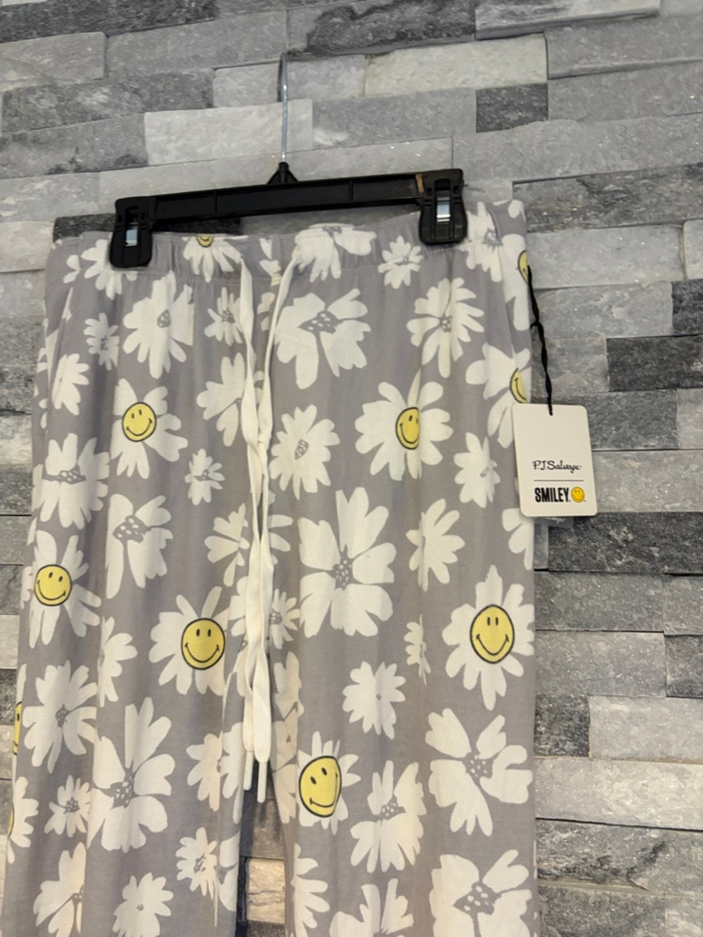 Pj Salvage x Smiley Women's super soft lounge joggers brand new with tags - Picture 2 of 4